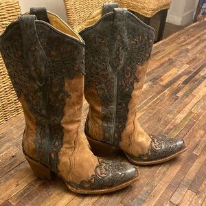 Corral Black Embroidered Boots